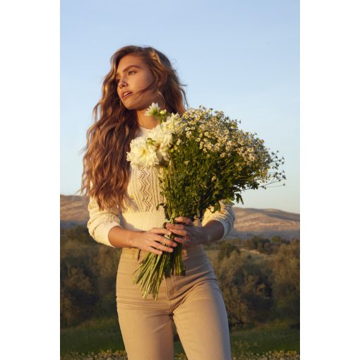 milk_shake® colour maintainer sampon virág illattal 2 db + AJÁNDÉK colour maintainer kondicionáló virág illattal 2 db 